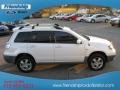 2003 Diamond White Pearl Mitsubishi Outlander XLS 4WD  photo #4