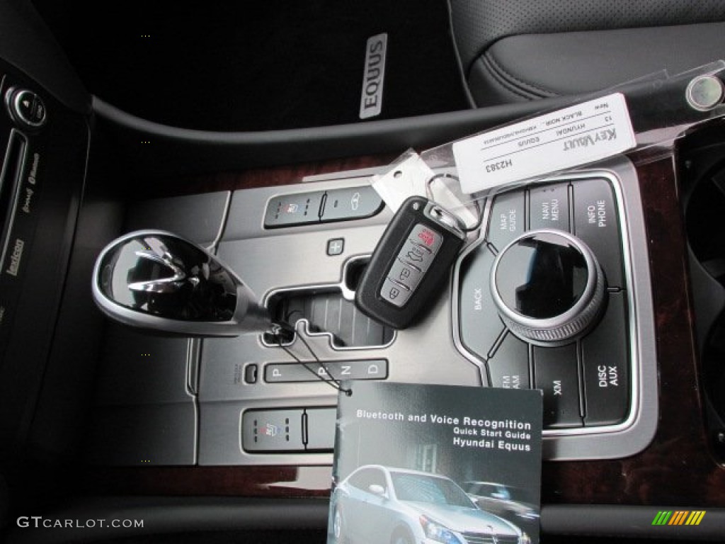 2013 Hyundai Equus Signature Controls Photo #75600467