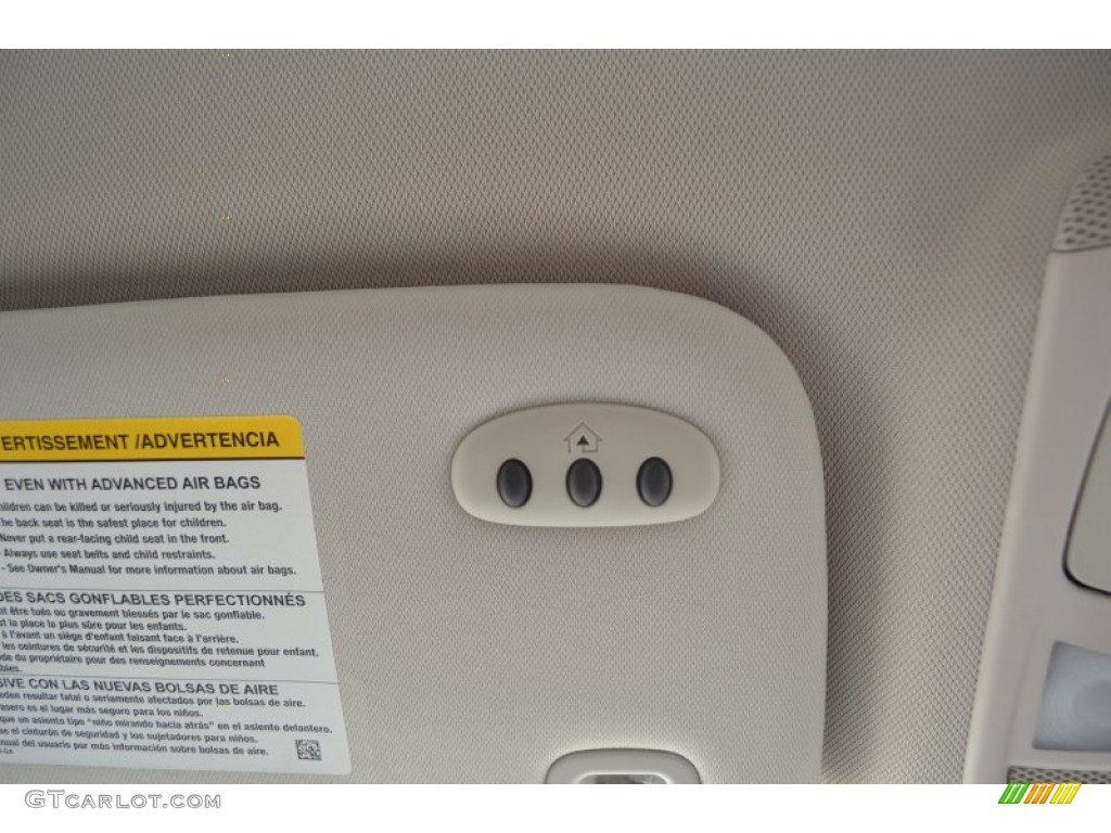 2013 Ford Fusion Titanium Controls Photo #75601564