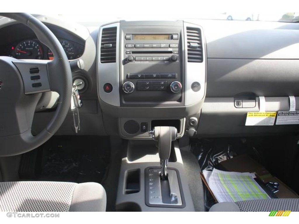 2012 Frontier SV Crew Cab - Super Black / Steel photo #14