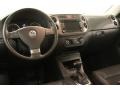 Reflex Silver Metallic - Tiguan Wolfsburg Edition Photo No. 9