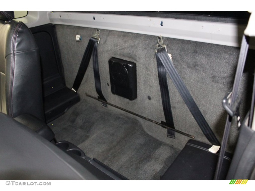 Black Interior 2001 Nissan Frontier SC V6 King Cab 4x4 Photo #75604065