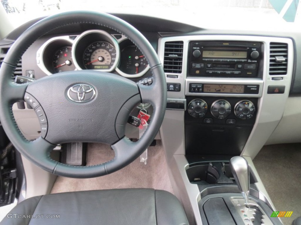 2005 4Runner SR5 - Galactic Gray Mica / Dark Charcoal photo #39