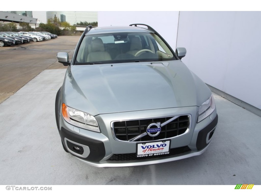 2013 XC70 3.2 - Electric Silver Metallic / Sandstone photo #2