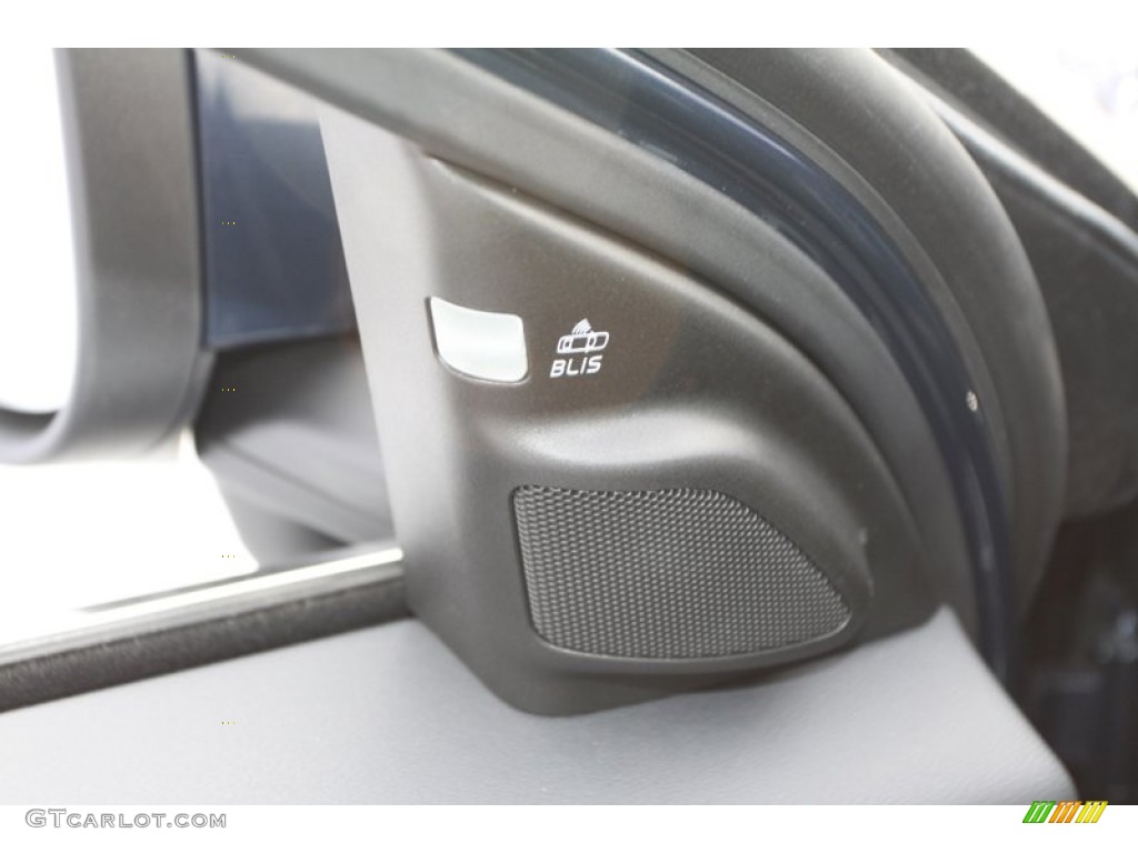 2013 XC70 3.2 - Caspian Blue Metallic / Off Black photo #10
