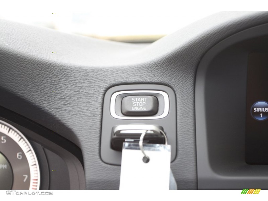 2013 XC70 3.2 - Caspian Blue Metallic / Off Black photo #19
