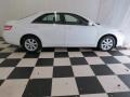 Super White - Camry LE Photo No. 27