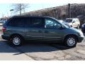 Onyx Green Pearlcoat - Town & Country LXi Photo No. 4