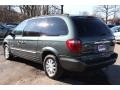 Onyx Green Pearlcoat - Town & Country LXi Photo No. 7