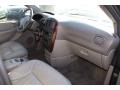 Onyx Green Pearlcoat - Town & Country LXi Photo No. 20