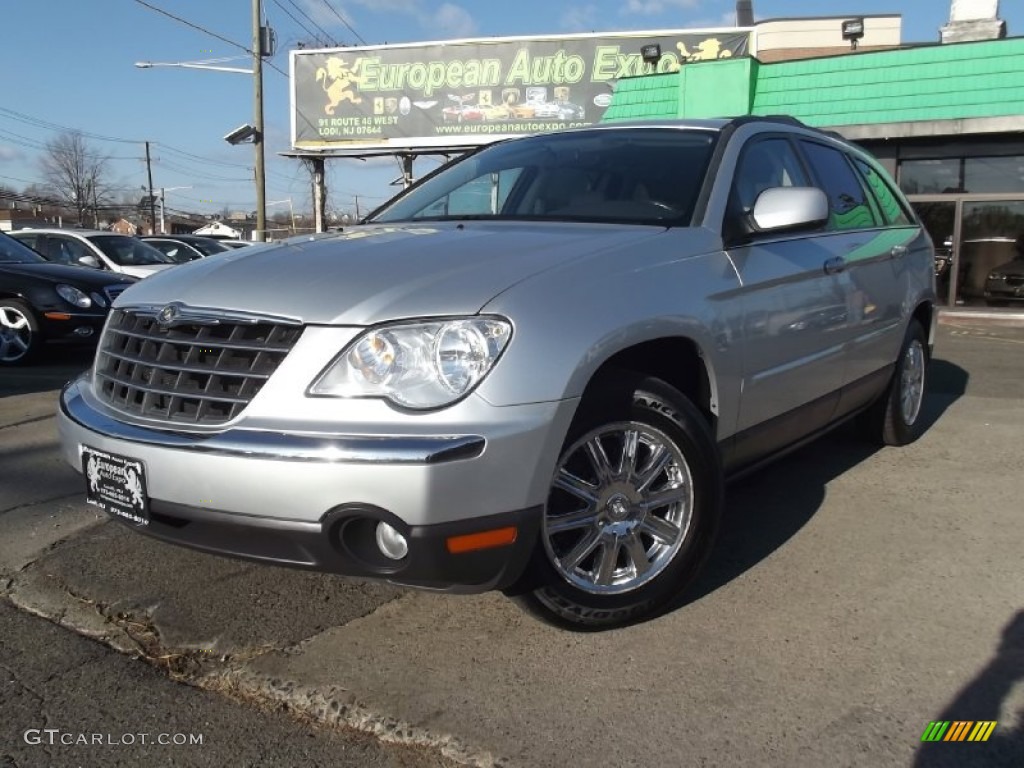 Bright Silver Metallic Chrysler Pacifica