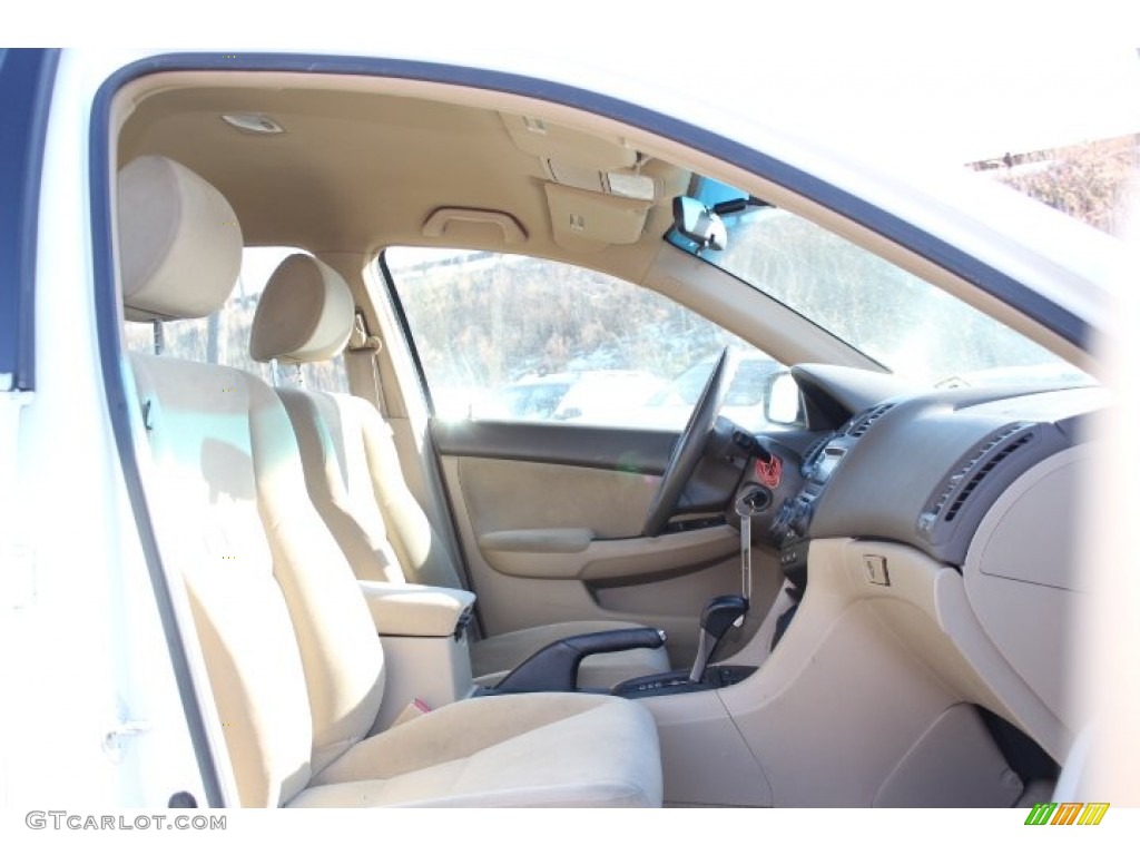 2006 Accord LX Sedan - Taffeta White / Ivory photo #20