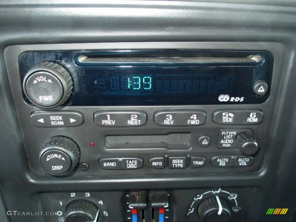 2003 Silverado 1500 Z71 Extended Cab 4x4 - Black / Dark Charcoal photo #9