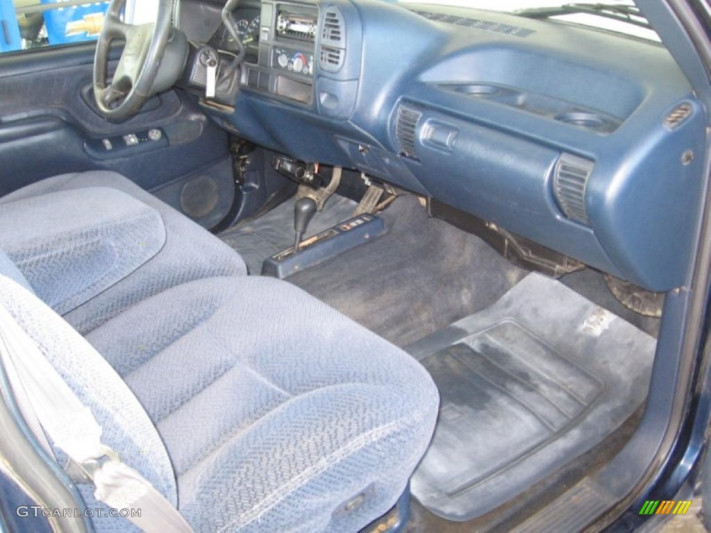 Blue Interior 1996 Chevrolet C/K 2500 K2500 Regular Cab 4x4 Photo #75613137