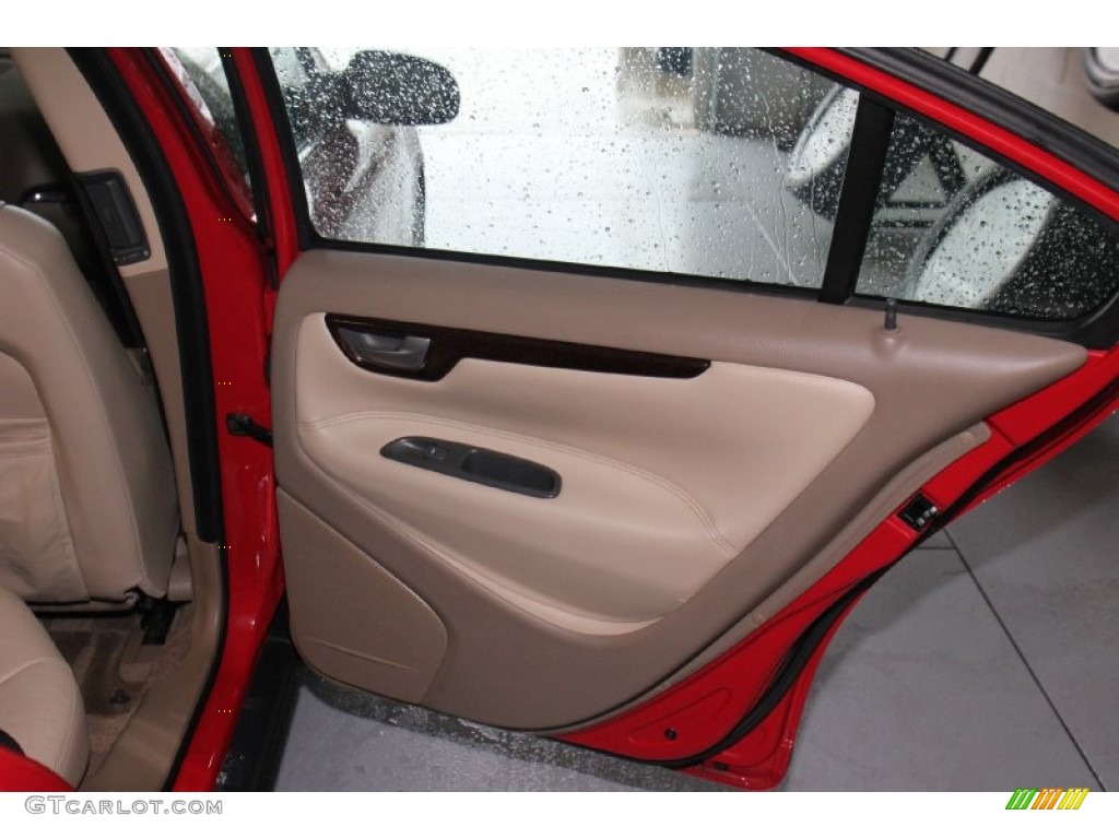 2002 S60 2.4T - Red / Taupe/Light Taupe photo #17