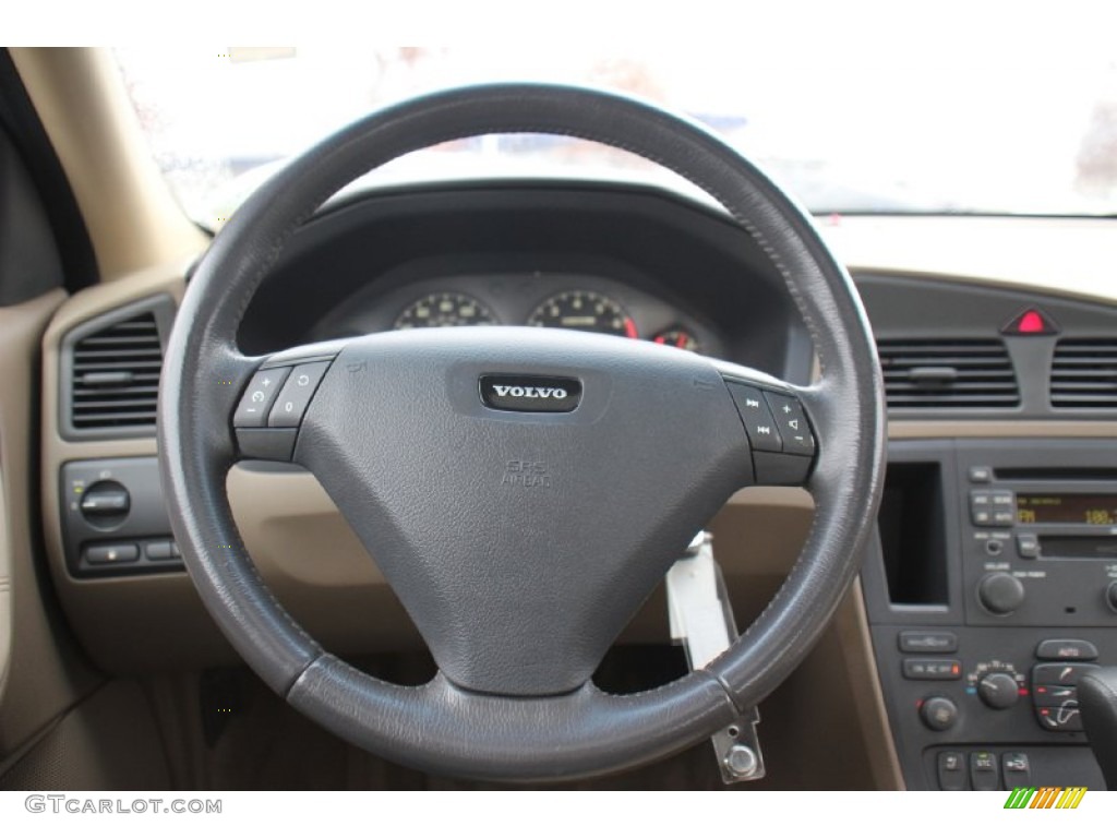 2002 Volvo S60 2.4T Steering Wheel Photos
