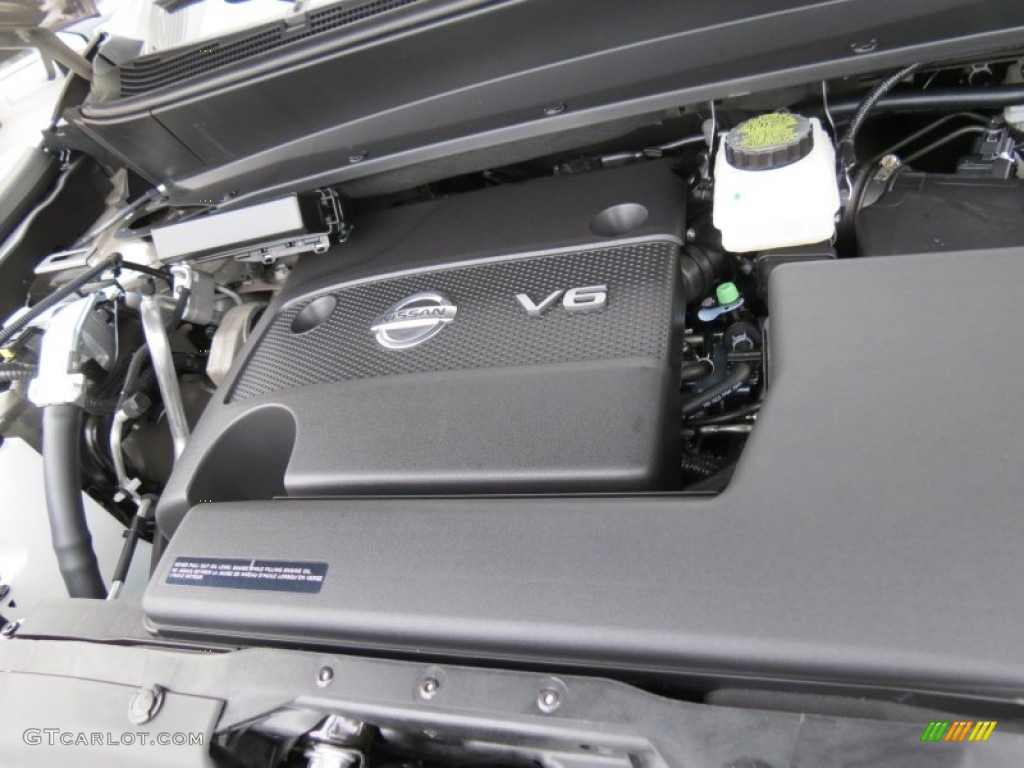 2013 Nissan Pathfinder S Engine Photos