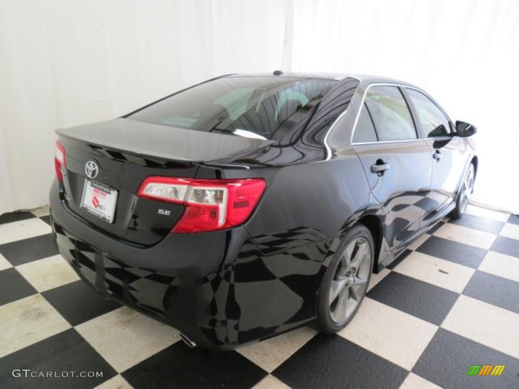 2012 Camry SE V6 - Attitude Black Metallic / Black photo #18