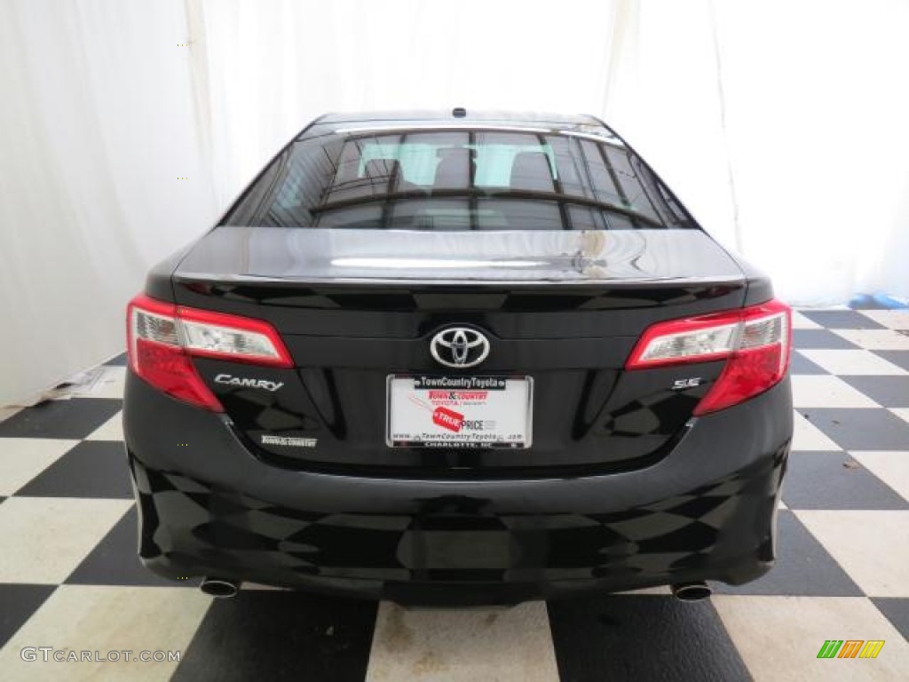 2012 Camry SE V6 - Attitude Black Metallic / Black photo #19