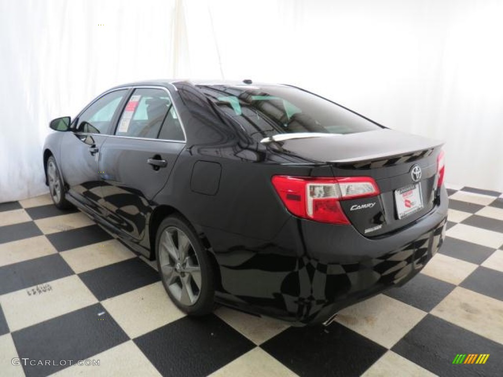 2012 Camry SE V6 - Attitude Black Metallic / Black photo #20