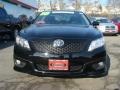 Black - Camry SE Photo No. 2