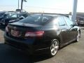 Black - Camry SE Photo No. 4