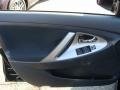 Black - Camry SE Photo No. 6