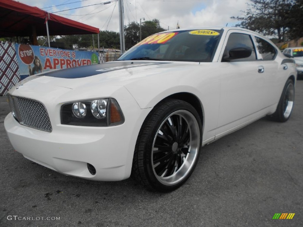 2008 Charger SE - Cool Vanilla Clear Coat / Dark/Light Slate Gray photo #3