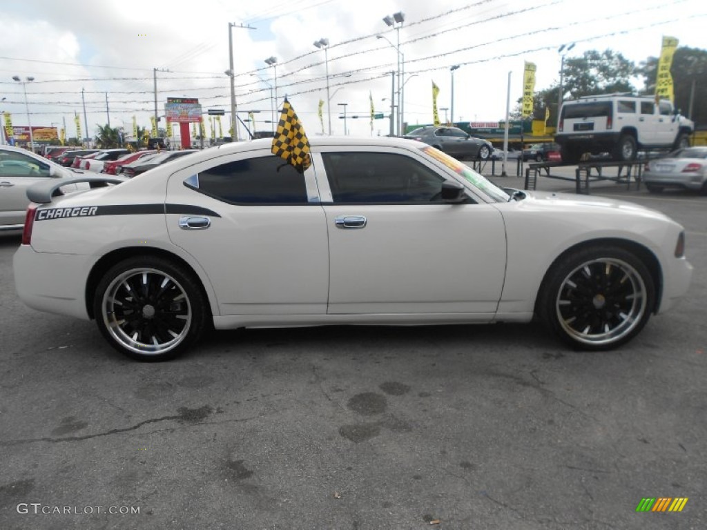 2008 Charger SE - Cool Vanilla Clear Coat / Dark/Light Slate Gray photo #8