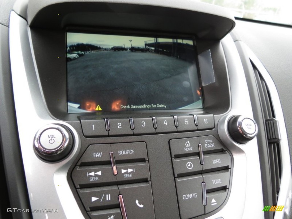 2013 GMC Terrain SLE Controls Photo #75621168