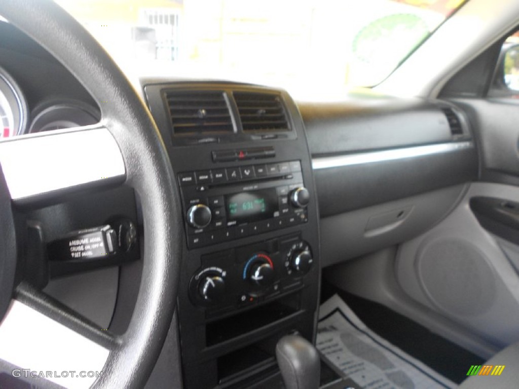 2008 Charger SE - Cool Vanilla Clear Coat / Dark/Light Slate Gray photo #15