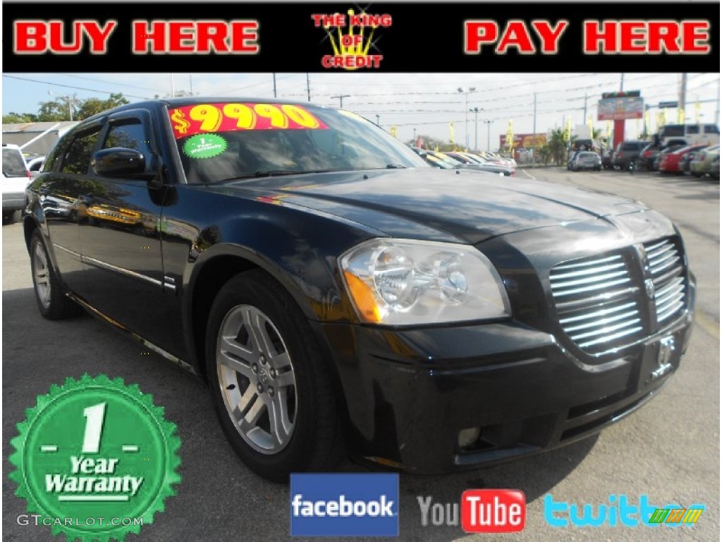 Brilliant Black Crystal Pearl Dodge Magnum