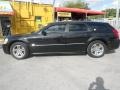 2005 Brilliant Black Crystal Pearl Dodge Magnum R/T  photo #4