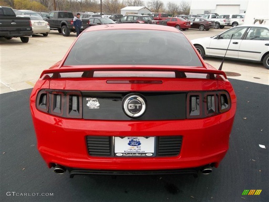 2013 Mustang GT/CS California Special Coupe - Race Red / California Special Charcoal Black/Miko-suede Inserts photo #3