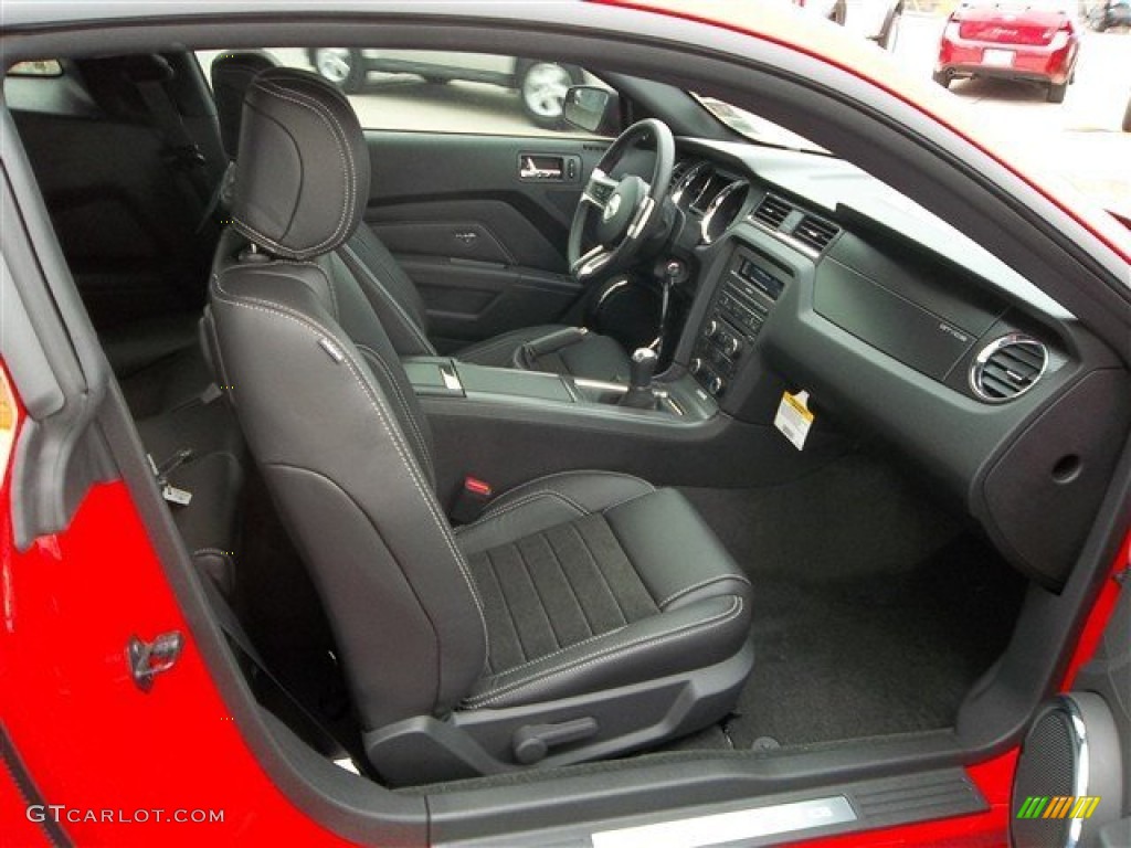2013 Mustang GT/CS California Special Coupe - Race Red / California Special Charcoal Black/Miko-suede Inserts photo #9