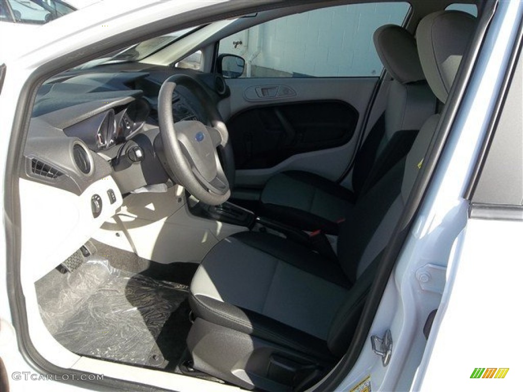 2013 Fiesta S Sedan - Oxford White / Charcoal Black/Light Stone photo #13