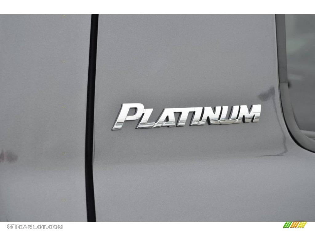 2013 Tundra Platinum CrewMax - Magnetic Gray Metallic / Black photo #19