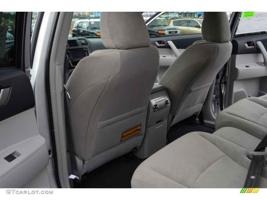 2013 Toyota Highlander SE Rear Seat Photo #75625992