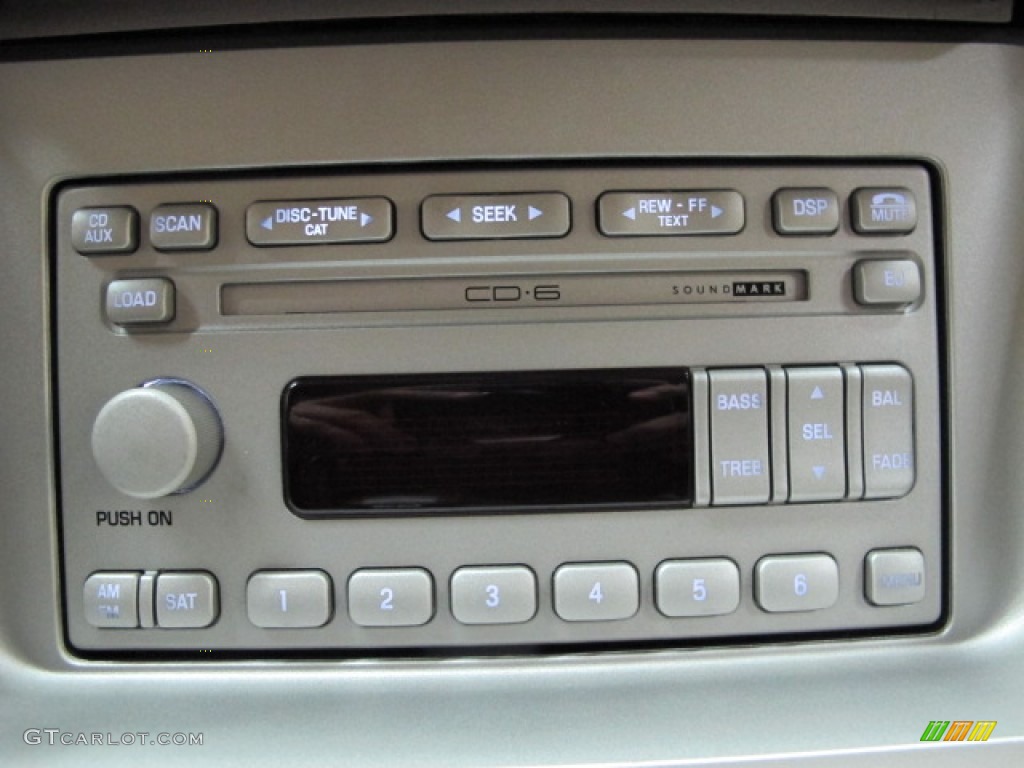 2004 Lincoln Navigator Luxury 4x4 Audio System Photos