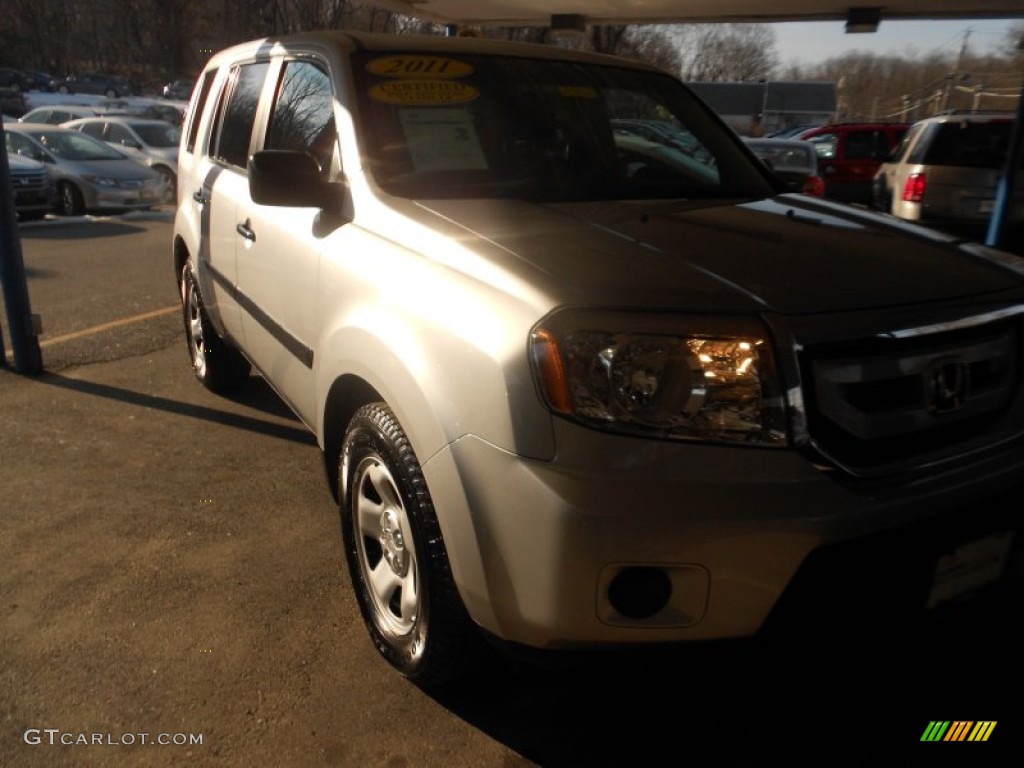 2011 Pilot LX 4WD - Alabaster Silver Metallic / Black photo #1