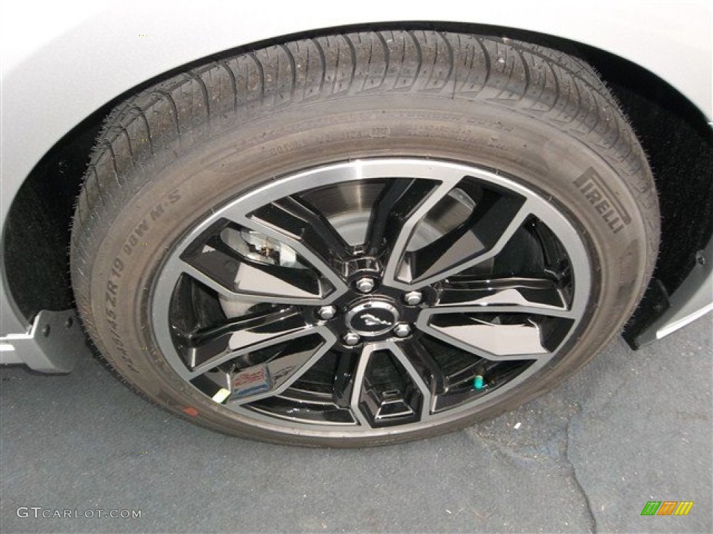 2013 Mustang GT Premium Coupe - Ingot Silver Metallic / Charcoal Black photo #6