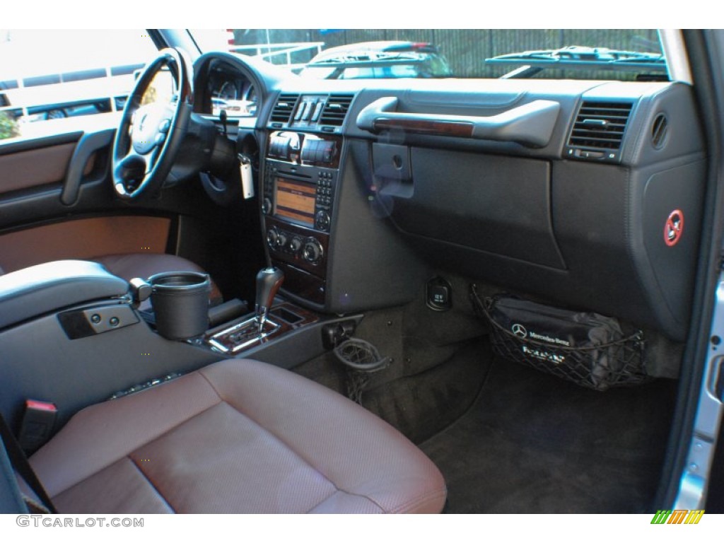 2010 Mercedes-Benz G 550 Dashboard Photos