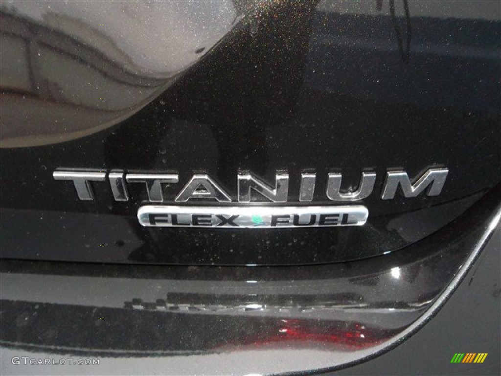2013 Focus Titanium Sedan - Tuxedo Black / Charcoal Black photo #5