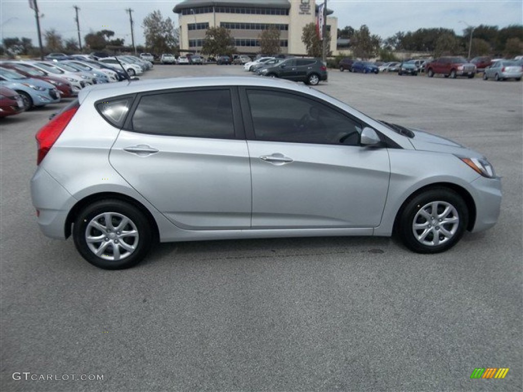 Ironman Silver 2013 Hyundai Accent GS 5 Door Exterior Photo #75634510