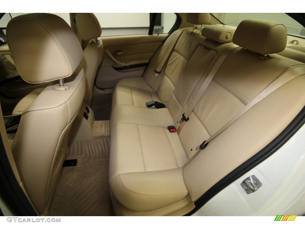 2011 BMW 3 Series 328i Sedan Rear Seat Photo #75634713