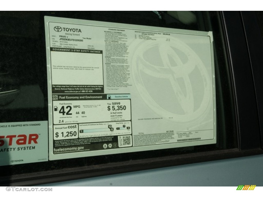 2013 Prius v Two Hybrid - Sea Glass Pearl / Dark Gray photo #10