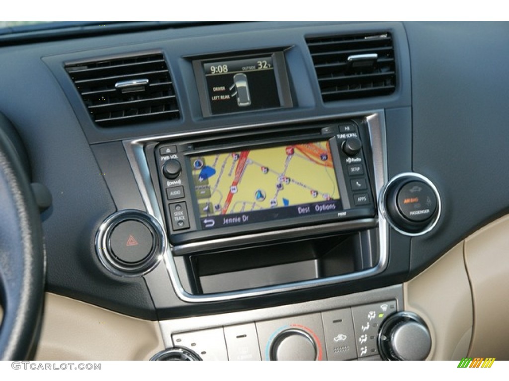 2013 Toyota Highlander Hybrid 4WD Navigation Photos