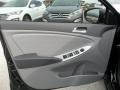 Ultra Black - Accent GS 5 Door Photo No. 10