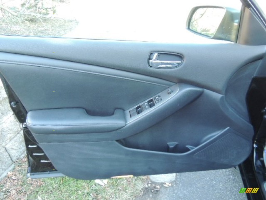 2007 Altima 3.5 SE - Super Black / Charcoal photo #12