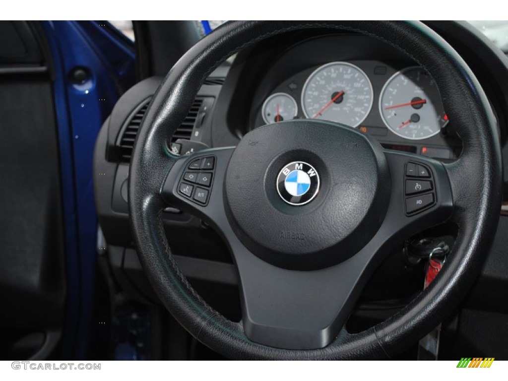 2005 BMW X5 4.8is Black Steering Wheel Photo #75637218